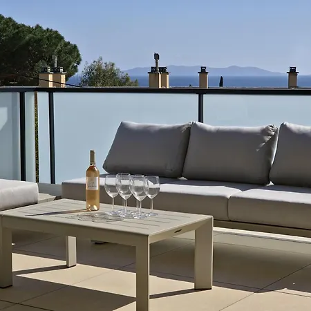 Le Duplex Charme Des Amandiers - Air Conditioning - Sea View アパート